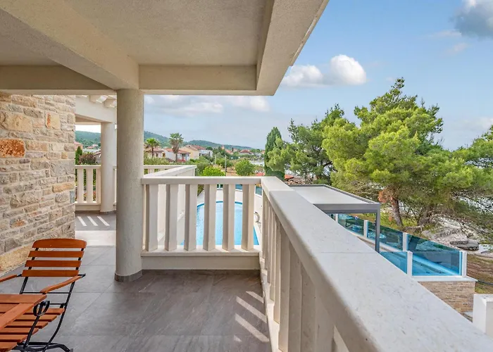 Awesome In 아파트 Mrljane