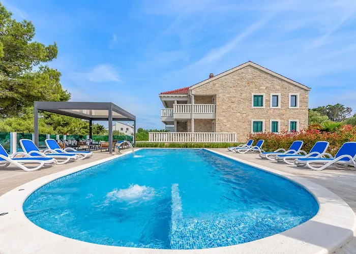 Awesome In 아파트 *